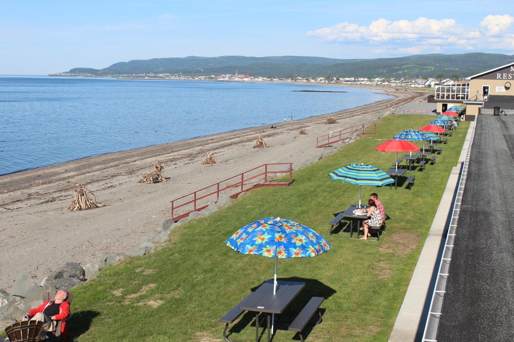 Manoir Sur Mer Sainte Anne-des-Chênes Eksteriør billede